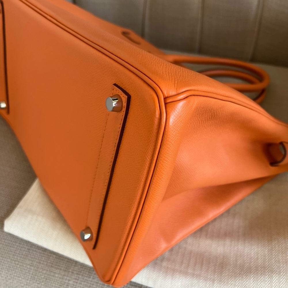 âSOLDâHermes Birkin 35 Mango on PHW
Epspm Leather Stamp P Square (2012) - Picture 16 of 16